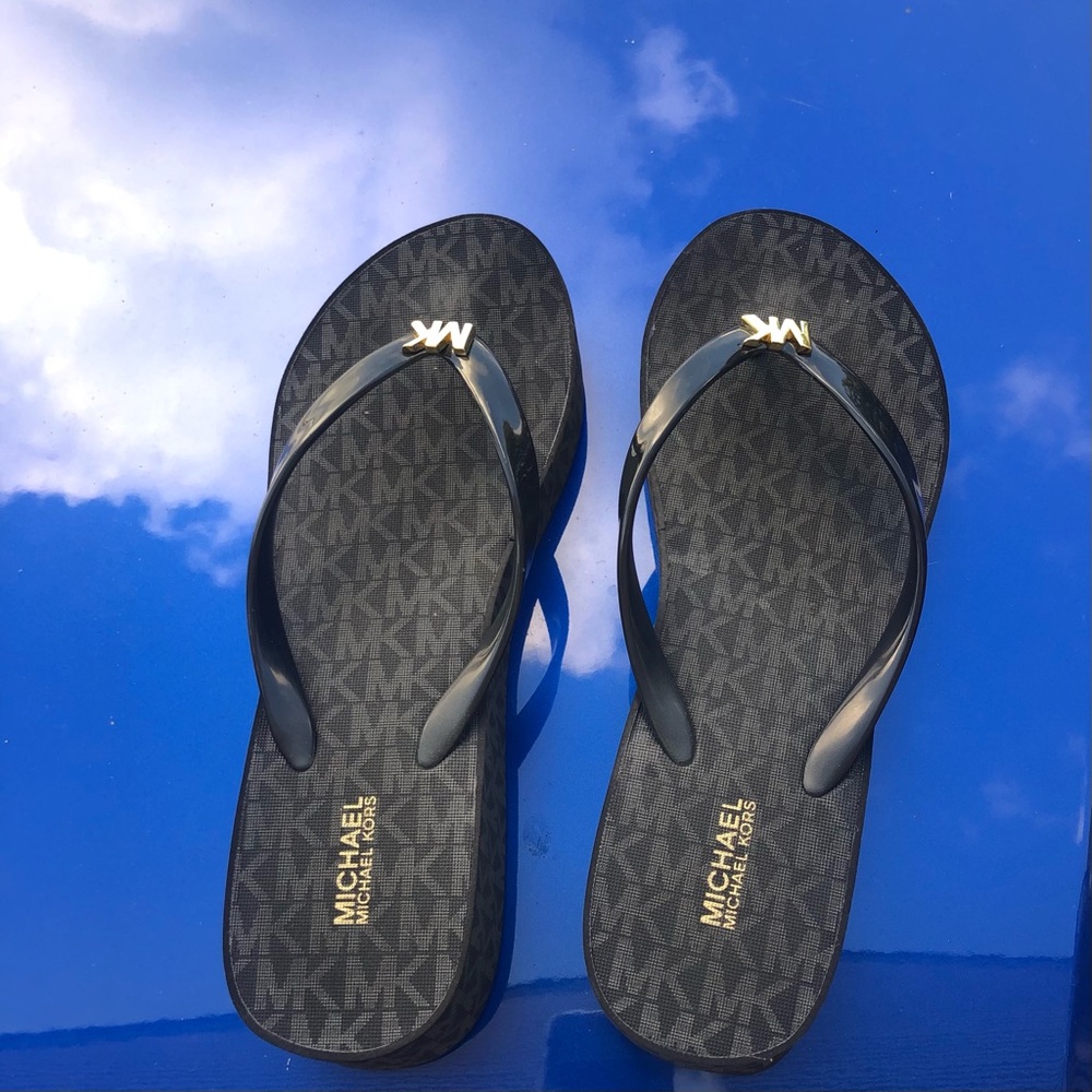Michael Kors slippers